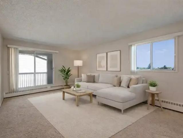 Apartment for rent in Wedgewood, Alberta