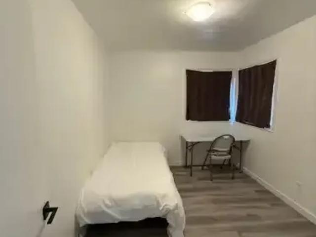 Apartment for rent in Wedgewood, Alberta