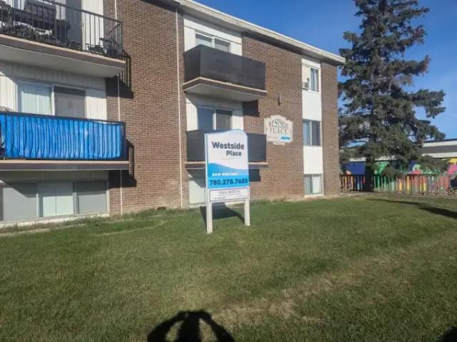 Apartment for rent in Wedgewood, Alberta