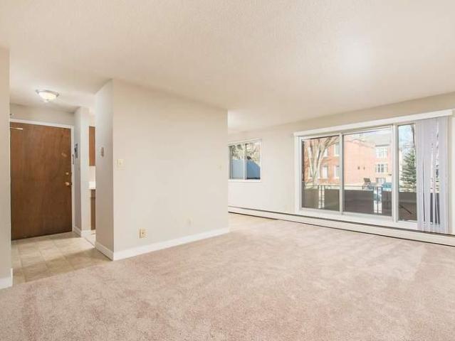 Apartment for rent in Wedgewood, Alberta