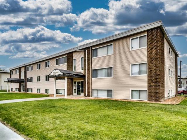 Apartment for rent in Wedgewood, Alberta