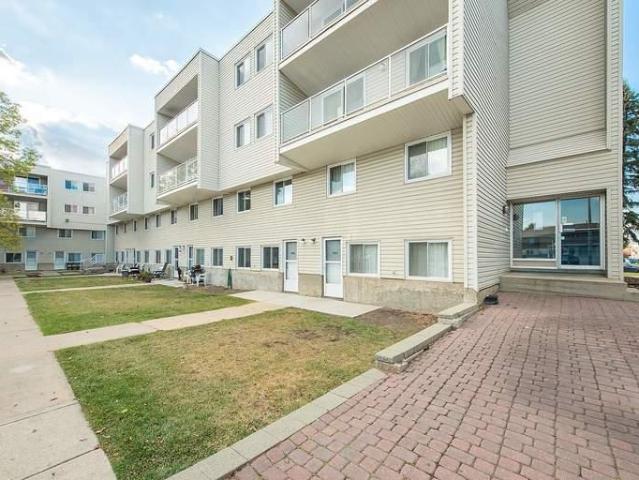 Apartment for rent in Wedgewood, Alberta