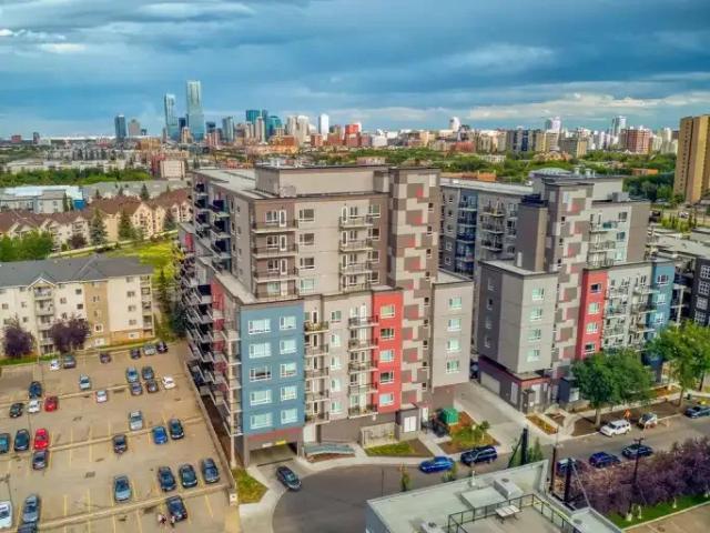 Apartment for rent in Wedgewood, Alberta