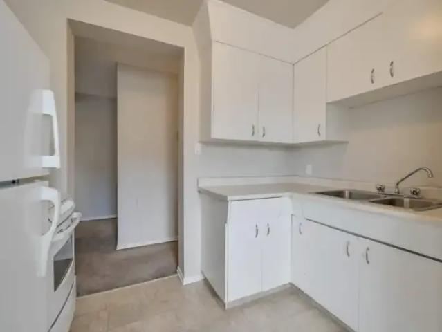 Apartment for rent in Wedgewood, Alberta