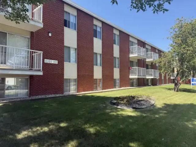 Apartment for rent in Wedgewood, Alberta