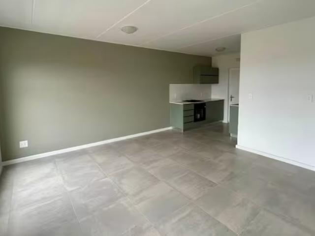 Apartment for sale in Fernwood, Newcastle Local Municipality