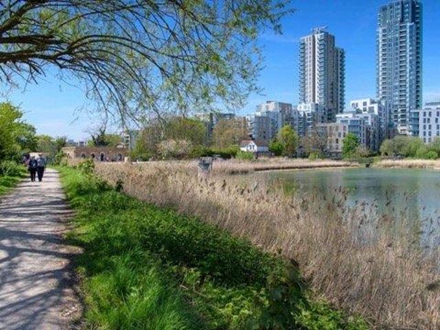 Apartment for sale in Finsbury Park