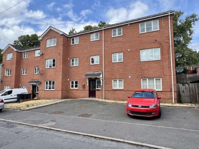 Apartment for sale in Dixons Green, West Midlands