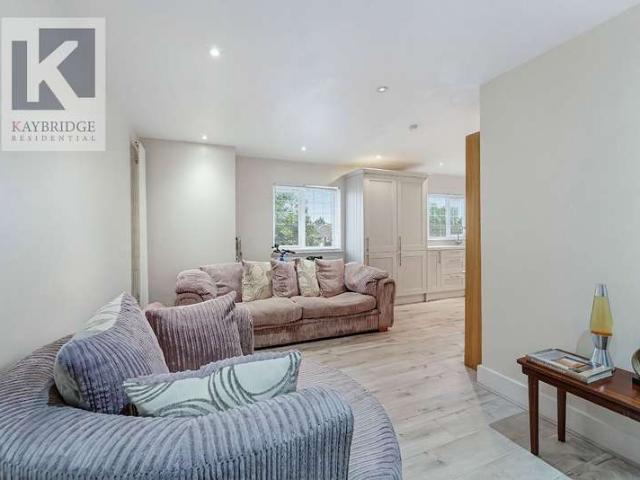 Apartment for sale in Ewell, Epsom and Ewell