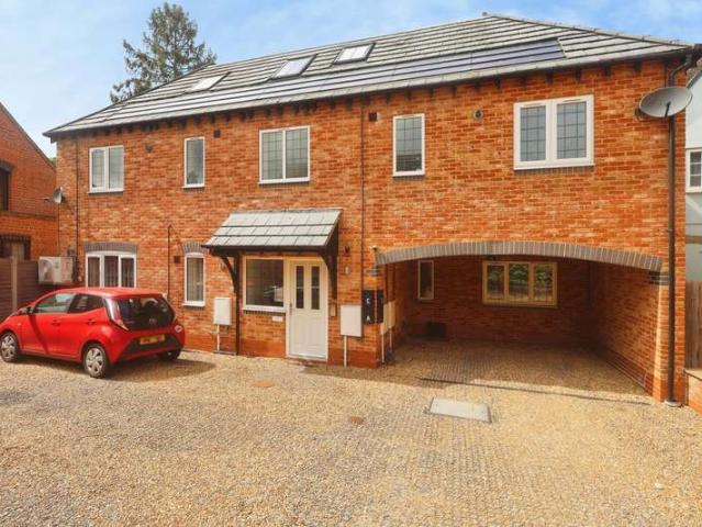 Apartment for sale in Alderminster, Warwickshire