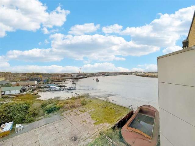 Apartment for sale in Chatham