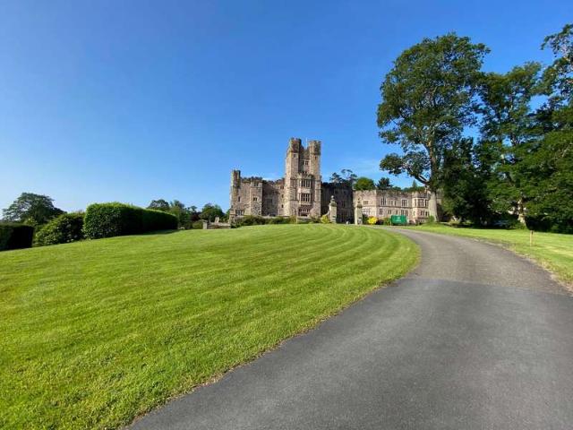 Apartment for sale in Strode, Devon