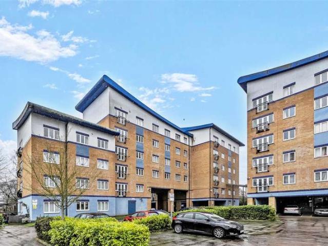 Apartment for sale in Newtown, Reading