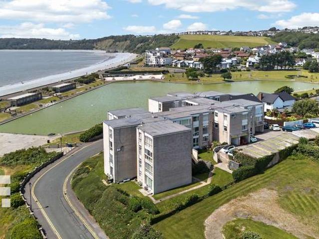 Apartment for rent in The Knap, Barry