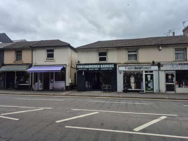Apartment for sale in Southborough, Sandown Park