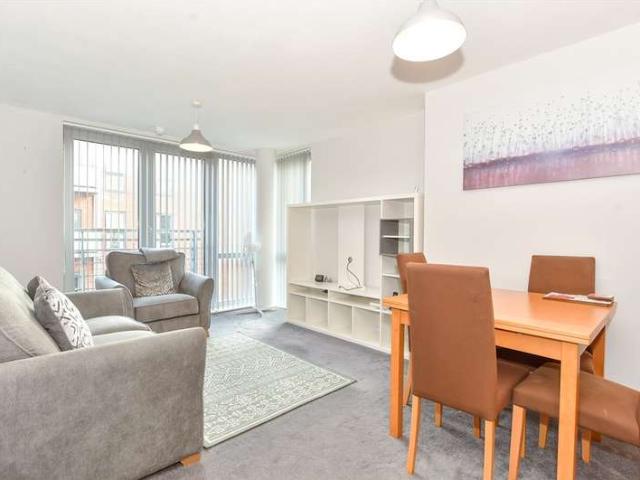 Apartment for sale in Portsea, City Of Portsmouth