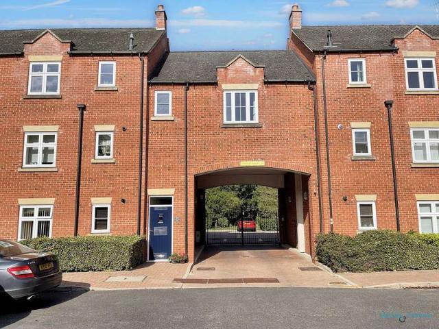 Apartment for sale in Alderminster, Warwickshire