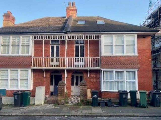 Apartment for sale in Brighton & Hove