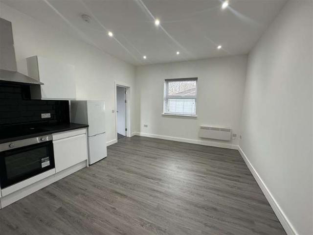 Apartment for rent in Hill, City Of Southampton