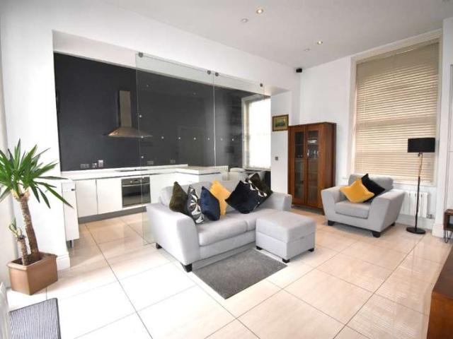 Apartment for rent in Old Town, Hull