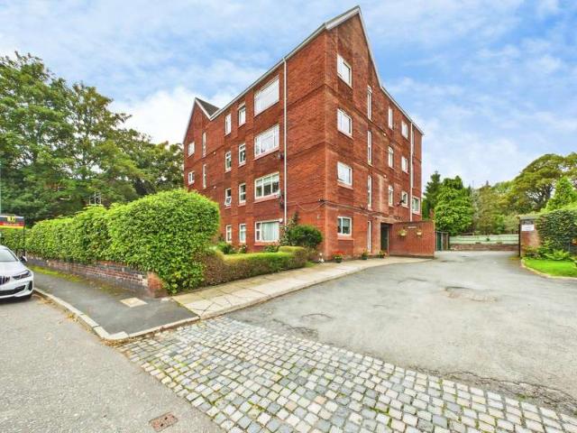 Apartment for sale in St Helens