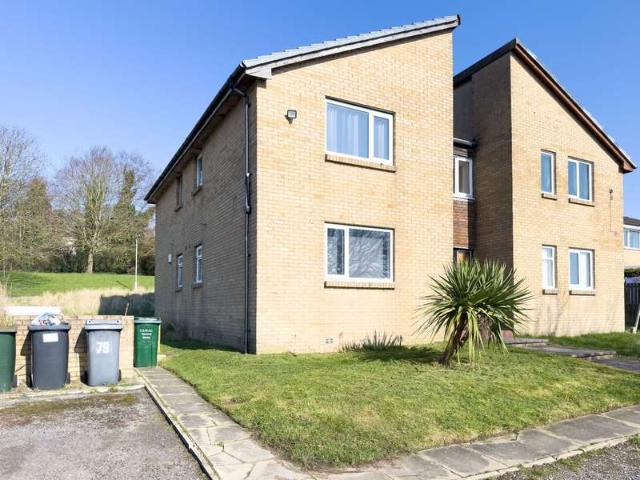 Apartment for sale in Low Moor, West Yorkshire