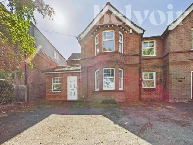 Apartment for sale in Priest Down, Hampshire