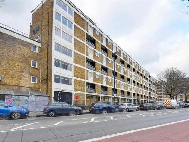 Apartment for sale in Bethnal Green, Greater London