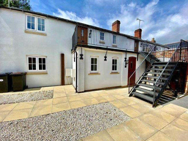 Apartment for sale in Headlands, Daventry