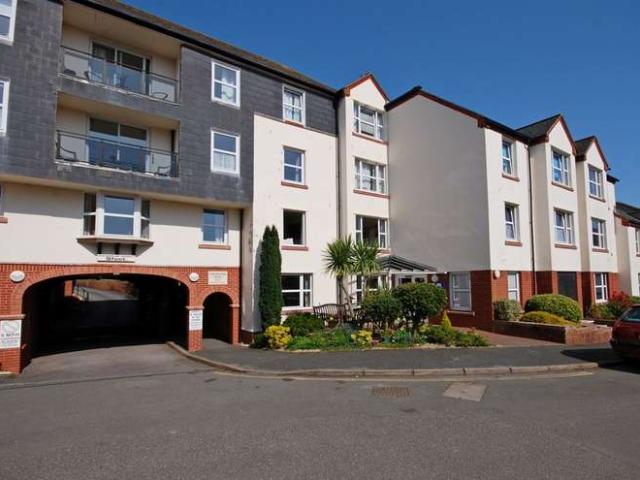 Apartment for sale in Budlake, Devon