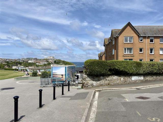 Apartment for sale in Newquay, Cornwall
