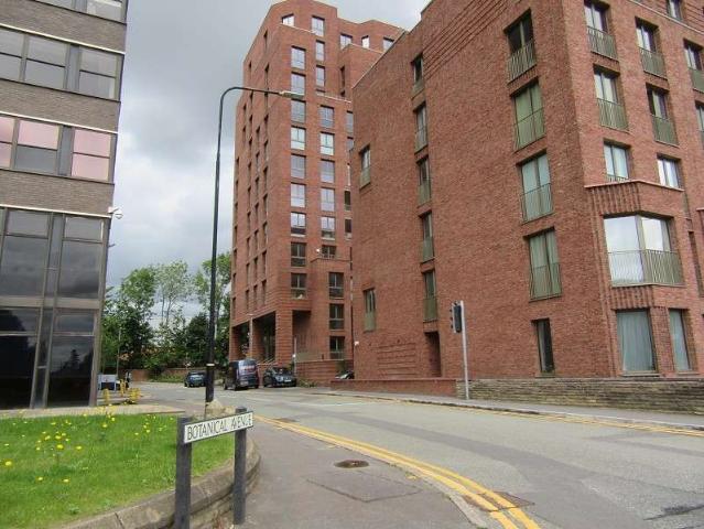 Apartment for rent in Gorse Hill, Trafford Park