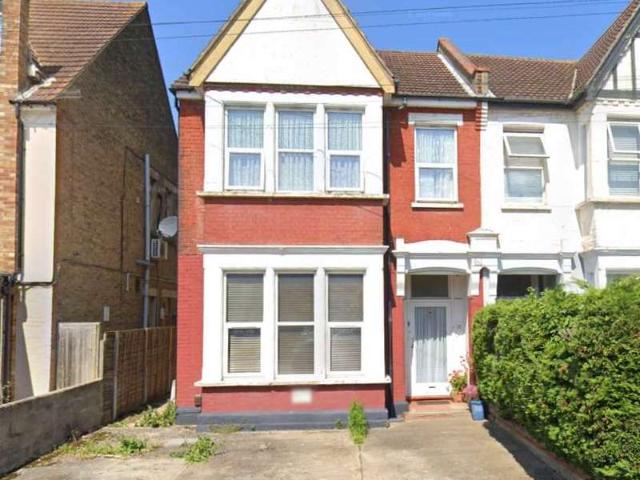 Apartment for rent in Alton Barnes, Essex