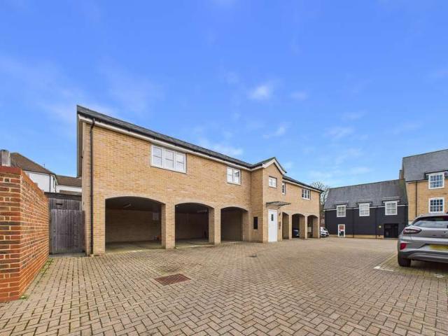 Apartment for sale in Baldock, North Hertfordshire