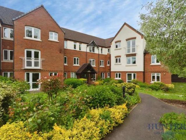 Apartment for sale in Elmdon, West Midlands
