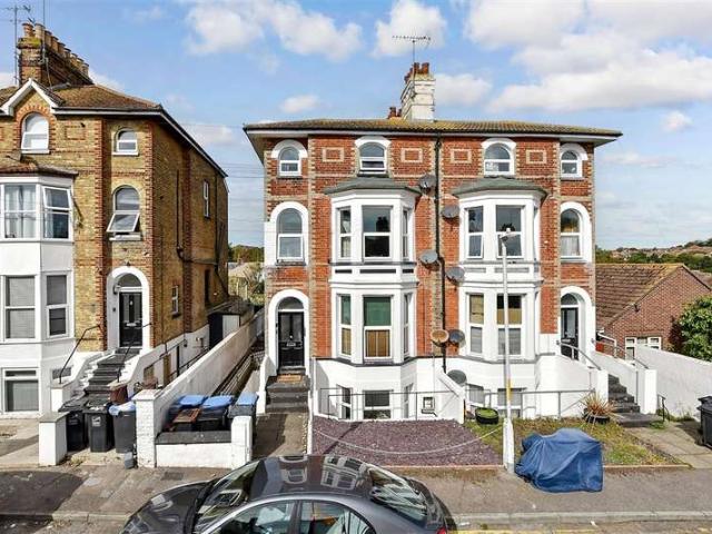 Apartment for sale in Upton, Acol