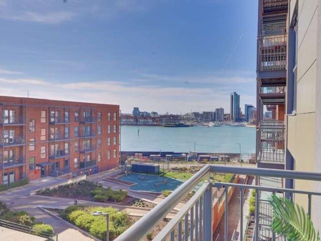 Apartment for sale in Woolston, City Of Southampton
