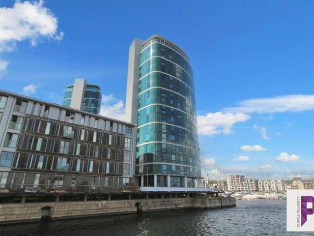Apartment for sale in Brompton, Gillingham