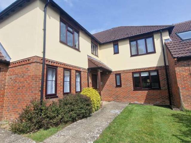 Apartment for sale in Berrick Salome, Oxfordshire
