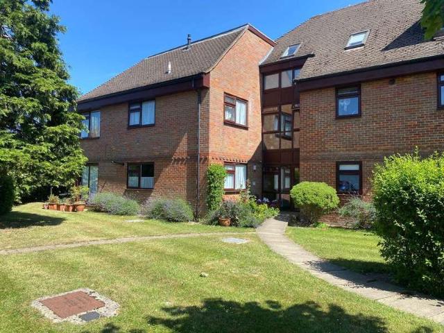 Apartment for sale in Lunnon, Buckinghamshire