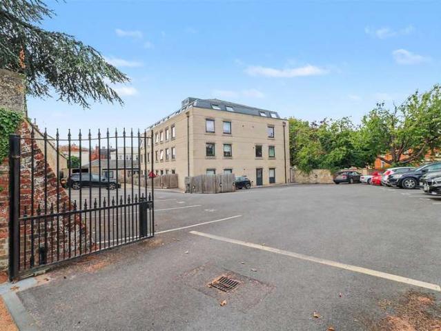 Apartment for sale in Trowbridge