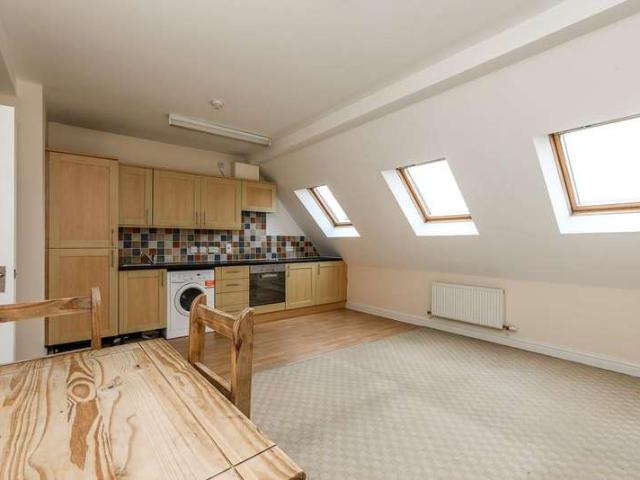 Apartment for sale in Gloucester, Gloucestershire