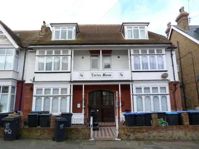 Apartment for sale in Cliftonville West, Acol