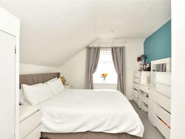 Apartment for sale in Oad Street, Kent