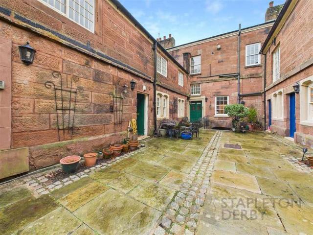 Apartment for sale in Gillar's Green, St Helens