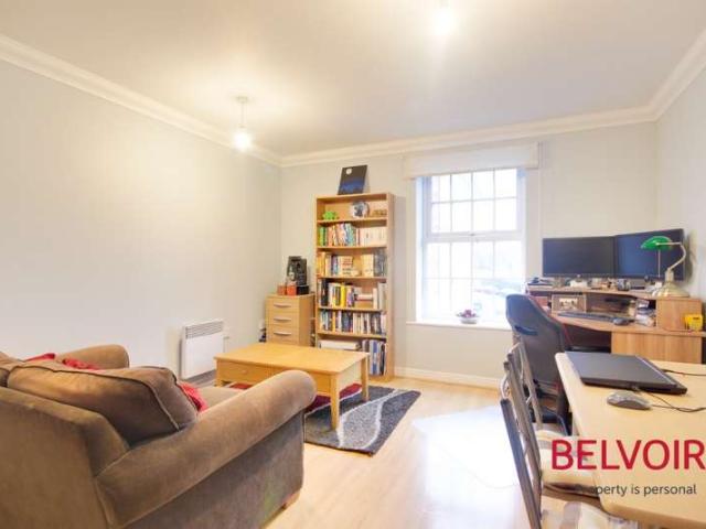 Apartment for sale in Wotton Pitch, Gloucester
