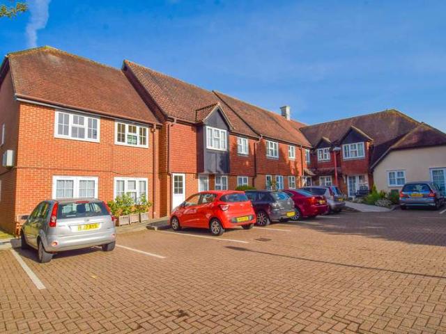 Apartment for sale in The Butts, Kent