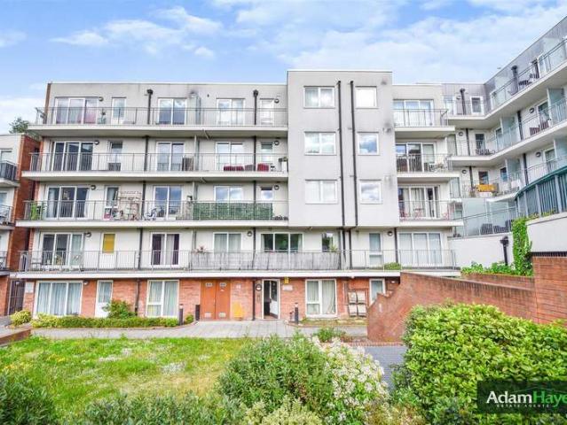 Apartment for sale in Fallow Corner, Greater London