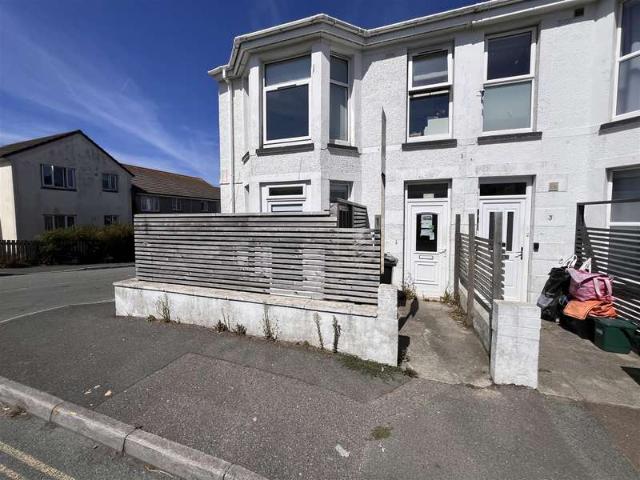 Apartment for sale in Porth, Newquay