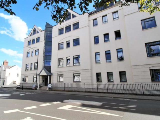 Apartment for rent in Milverton, Green Close